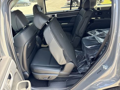 New 2026 Hyundai Santa Fe Limited AWD/4WD image 15