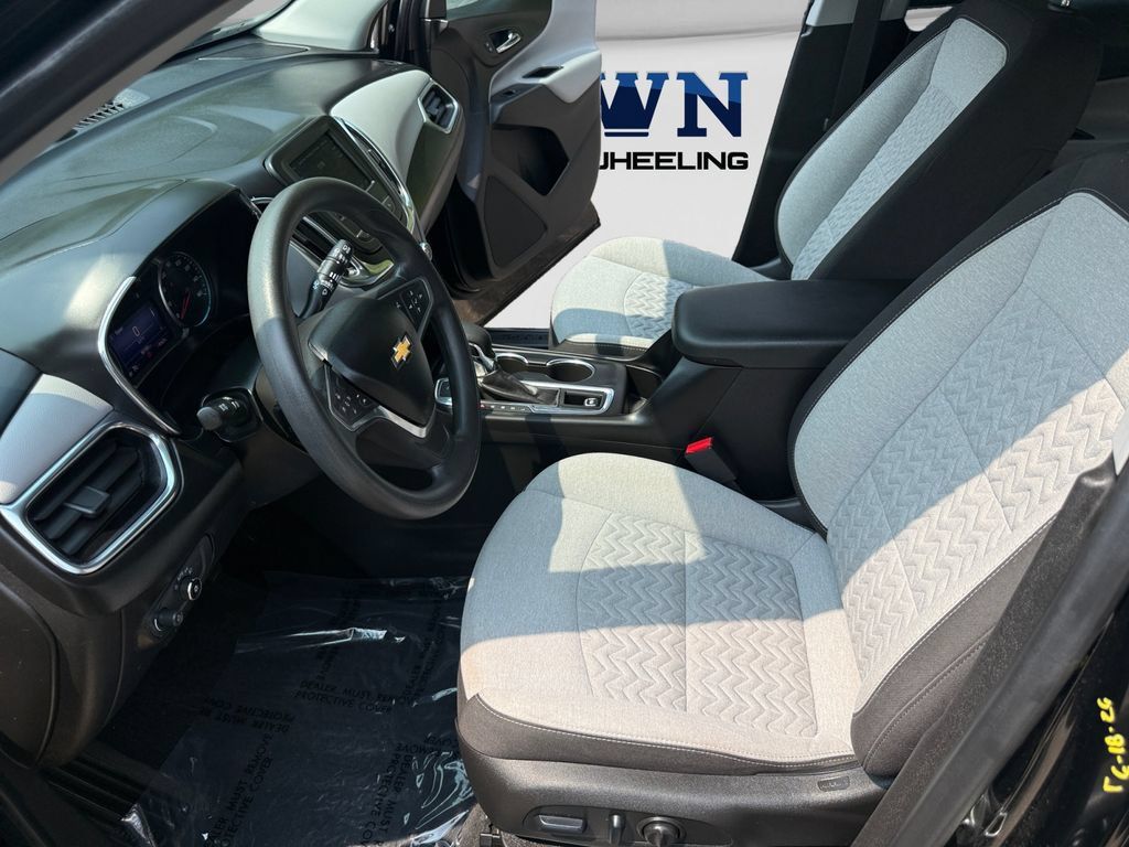 Used 2022 Chevrolet Equinox LT AWD/4WD image 14