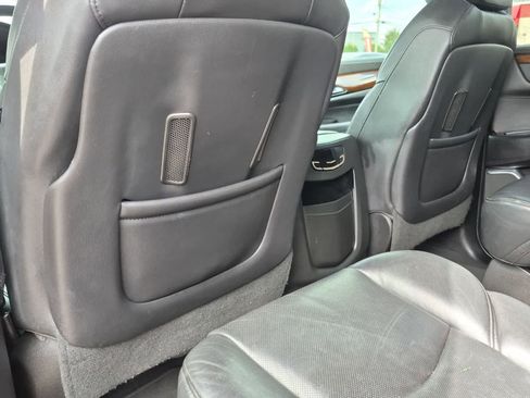 Used 2019 Cadillac Escalade ESV 2WD image 18