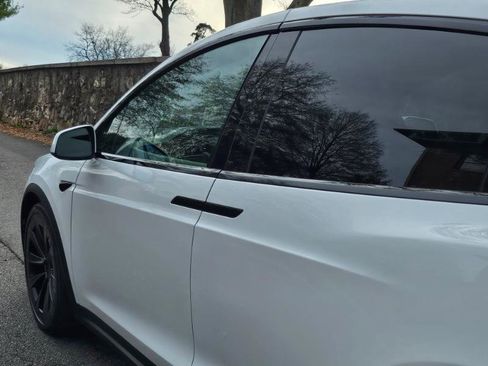 Used 2024 Tesla Model X Plaid image 20