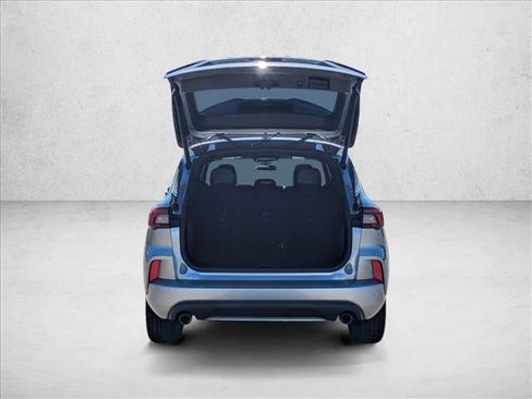 Used 2023 Ford Escape ST-Line image 6