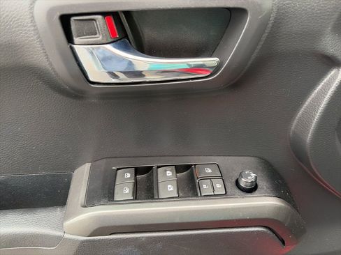 Used 2023 Toyota Tacoma TRD Off-Road w/ Technology Package image 14