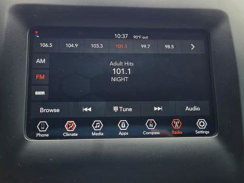 Used 2019 Jeep Cherokee Latitude Plus FWD image 24
