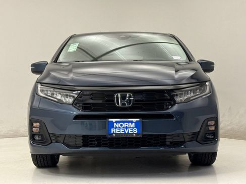 New 2026 Honda Odyssey Touring image 3