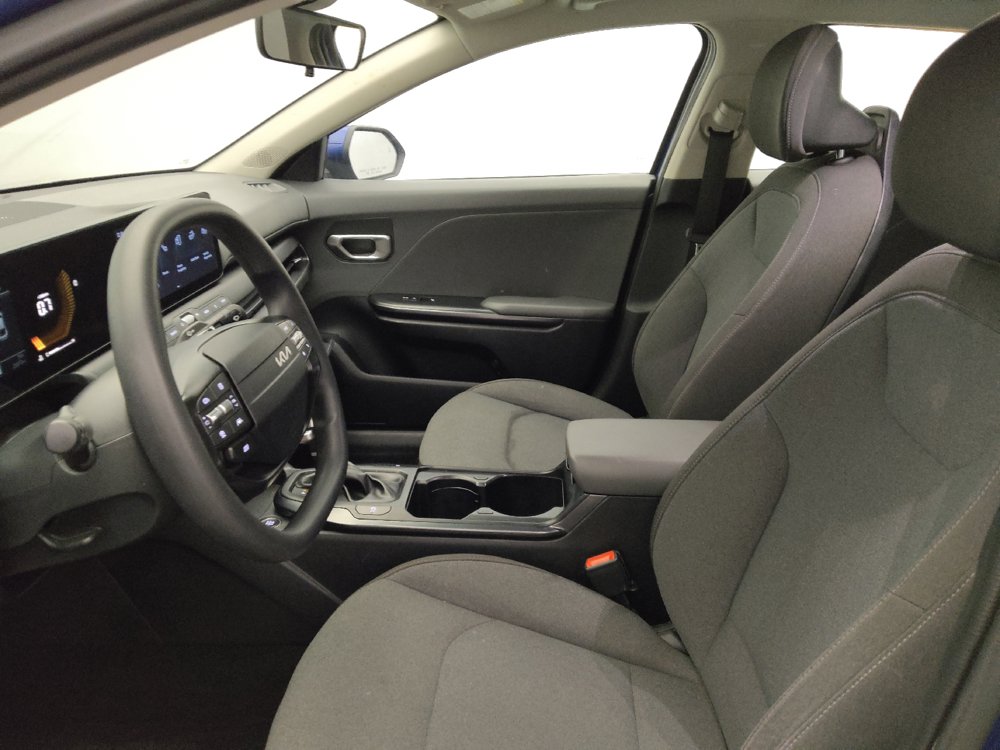 Used 2025 Kia K4 FWD image 17