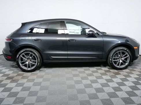 Used 2026 Porsche Macan AWD/4WD image 25