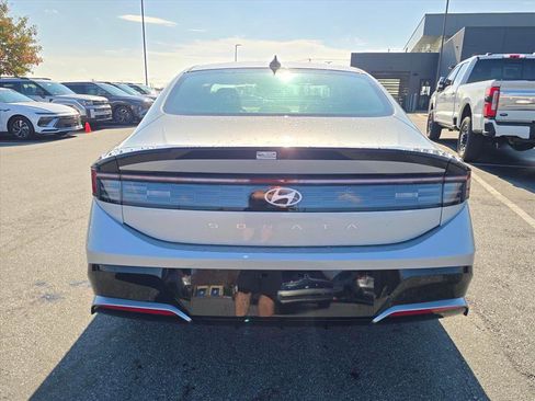 New 2026 Hyundai Sonata SEL image 4