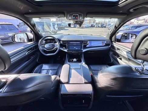 Used 2022 Jeep Wagoneer Series I image 27