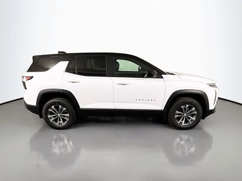 New 2026 Chevrolet Equinox LT w/ Convenience Package II AWD/4WD image 8