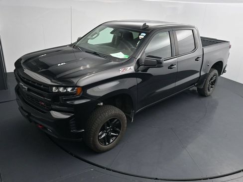 Used 2020 Chevrolet Silverado 1500 LT Trail Boss w/ Convenience Package AWD/4WD image 12