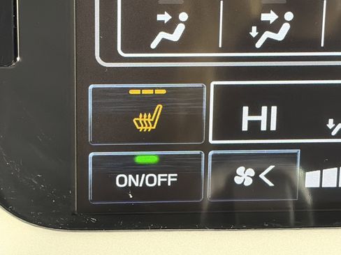 Used 2025 Subaru Legacy Premium image 21