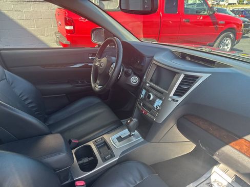 Used 2013 Subaru Legacy 2.5i Limited AWD/4WD image 25