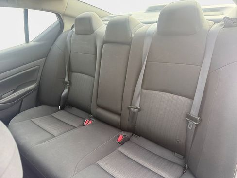 Used 2023 Nissan Altima 2.5 SV FWD image 19