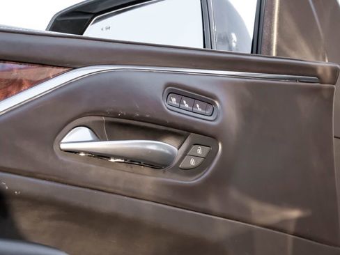 Used 2021 Cadillac Escalade Sport Platinum w/ LPO, Floor Liner Package image 61