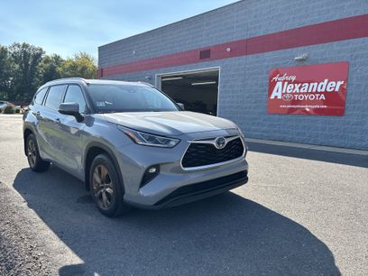 Certified 2022 Toyota Highlander Bronze Edition