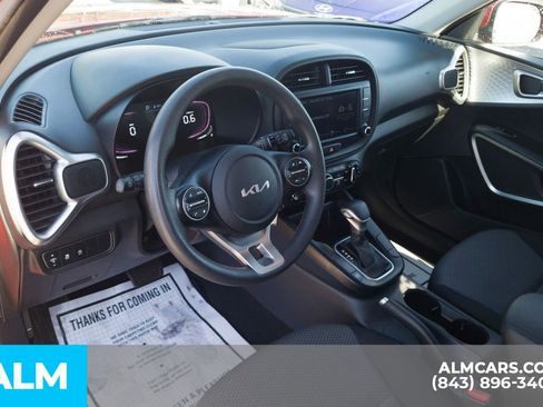 Used 2024 Kia Soul LX w/ Option Group 015 image 14