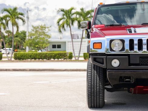 Used 2005 HUMMER H2 w/ Preferred Equipment Group AWD/4WD image 11