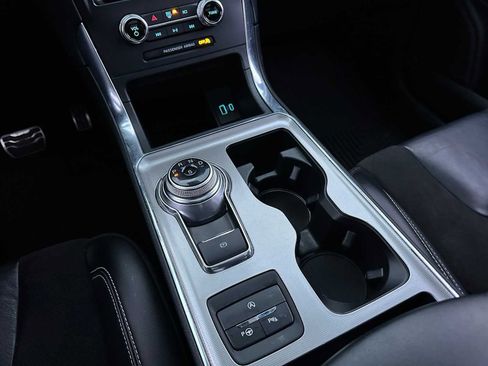 Used 2022 Ford Edge ST w/ Equipment Group 401A image 39