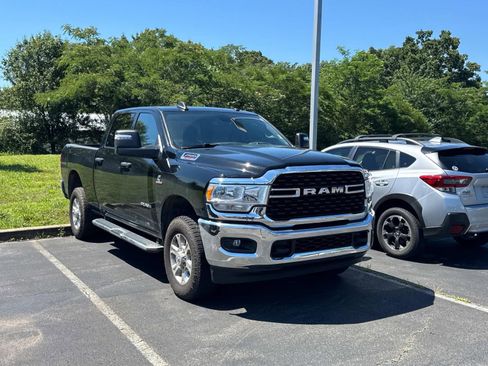 Used 2024 RAM 2500 Big Horn AWD/4WD image 2