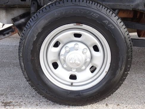 Used 2018 RAM 2500 Tradesman image 28