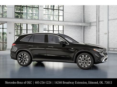 Used 2026 Mercedes-Benz GLC 350e 4MATIC image 14