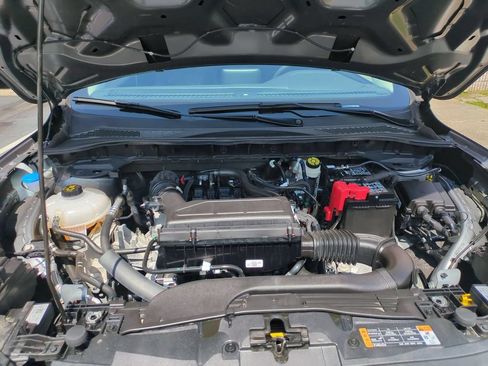 Used 2025 Ford Escape Active AWD/4WD image 34