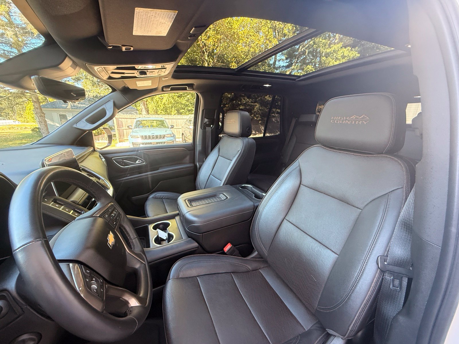Used 2023 Chevrolet Tahoe High Country AWD/4WD image 10