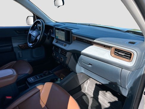 Certified 2022 Ford Maverick Lariat w/ Equipment Group 500A Standard image 25