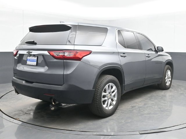 Used 2020 Chevrolet Traverse LS w/ LPO, Blackout Package FWD image 10