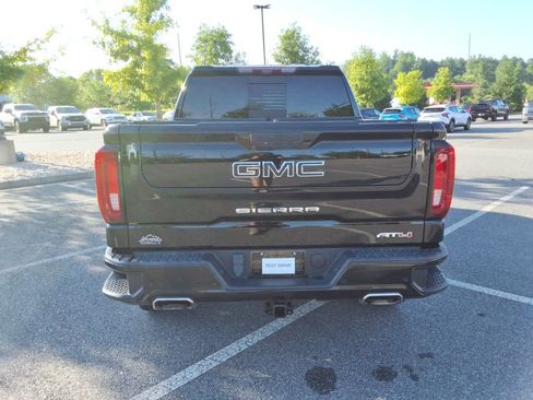 Certified 2022 GMC Sierra 1500 AT4 w/ AT4 Premium Package AWD/4WD image 6