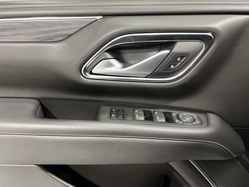 Used 2022 GMC Yukon SLT w/ SLT Luxury Package image 22