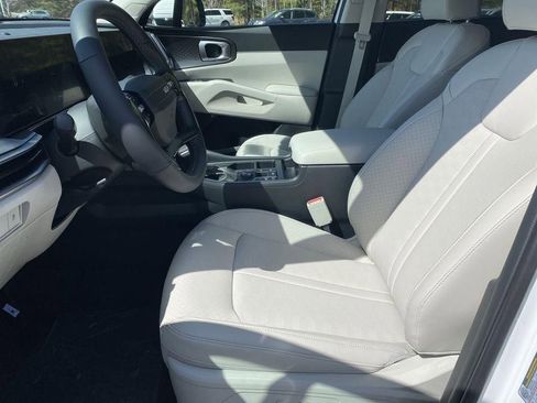 New 2026 Kia Sorento S image 13