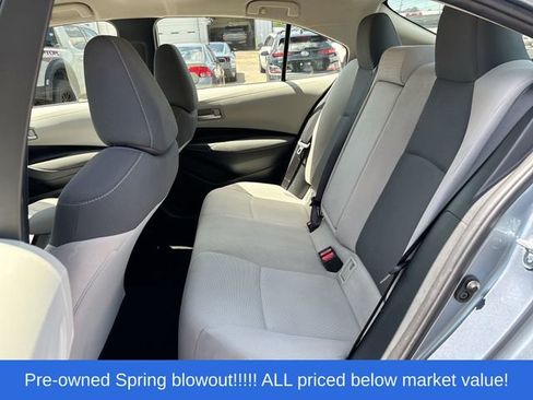 Used 2021 Toyota Corolla LE FWD image 18