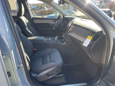 Used 2026 Volvo XC90 B6 Plus w/ Protection Package Premier image 15