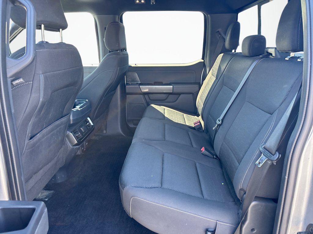 Used 2022 Ford F150 XLT w/ Equipment Group 302A High AWD/4WD image 18