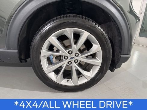 Used 2022 Ford Explorer Platinum w/ Equipment Group 601A image 9