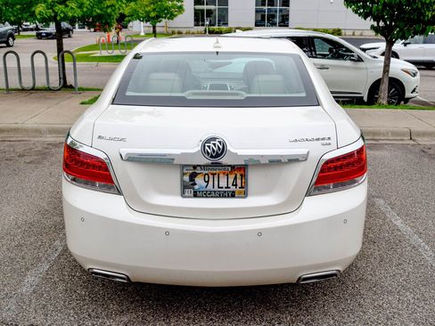 Used 2010 Buick LaCrosse CXS FWD image 16