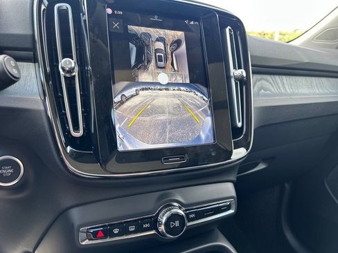 New 2026 Volvo XC40 B5 Plus w/ Protection Package Premier image 8