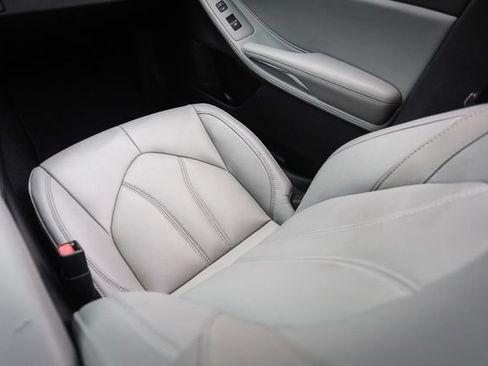Used 2020 Toyota Avalon XLE w/ Moonroof Package FWD image 36
