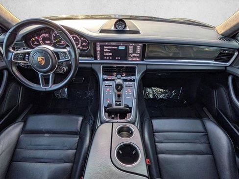 Used 2018 Porsche Panamera Turbo S image 17