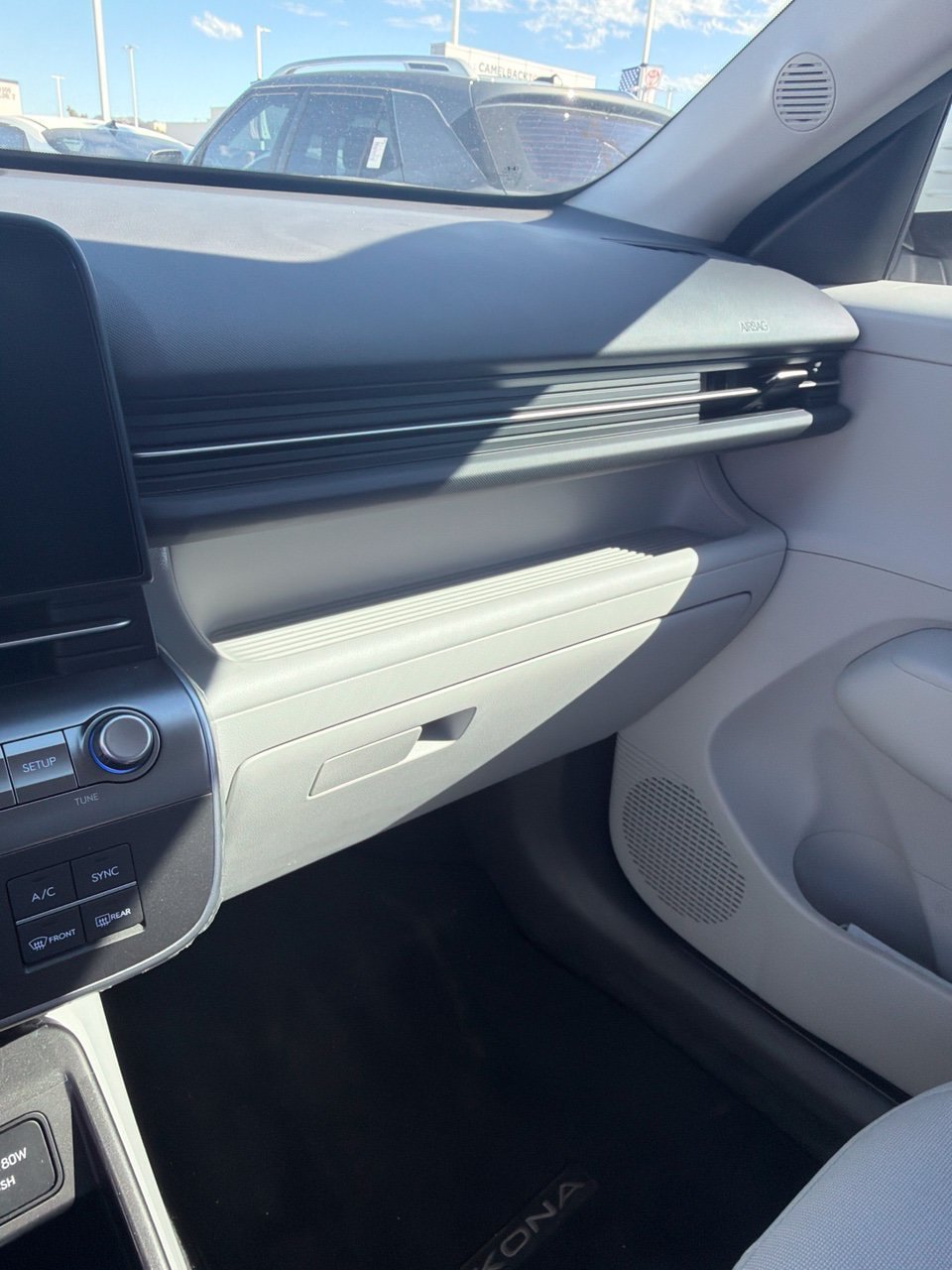 Used 2025 Hyundai Kona SEL FWD image 15