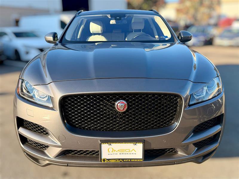Used 2018 Jaguar F-PACE Prestige AWD/4WD image 3