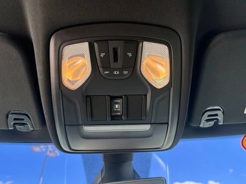 Used 2021 RAM 1500 Big Horn AWD/4WD image 24