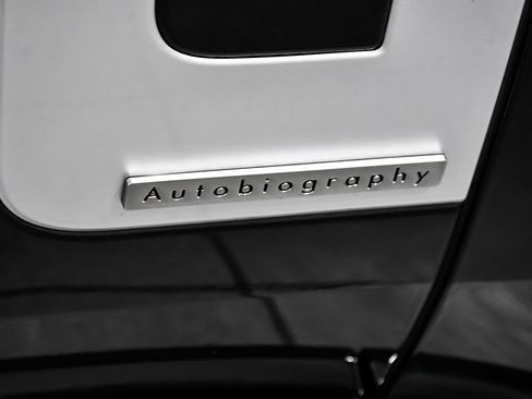 Used 2023 Land Rover Range Rover Autobiography AWD/4WD image 96