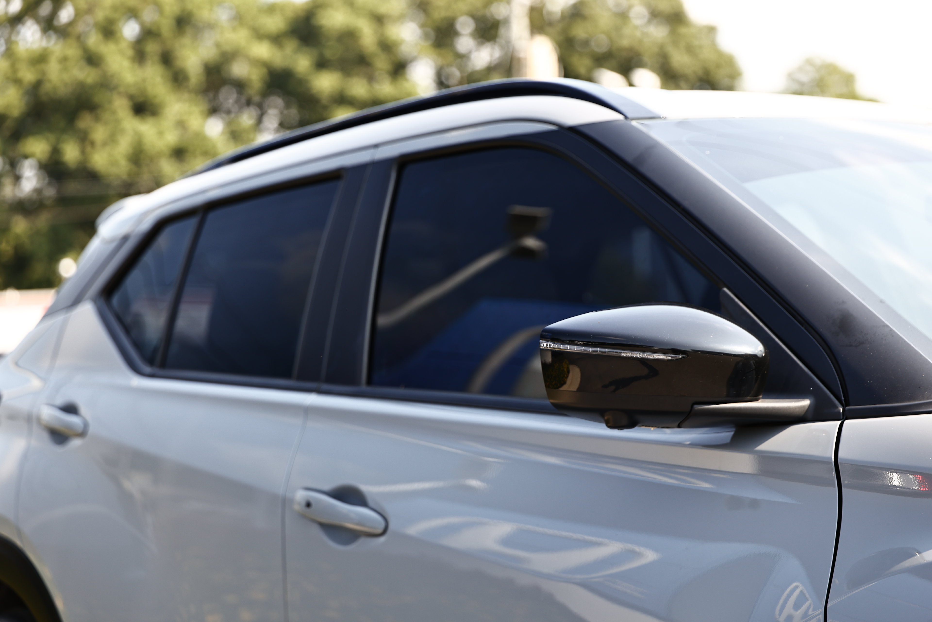 Used 2024 Nissan Kicks SR w/ SR Premium Package FWD image 10