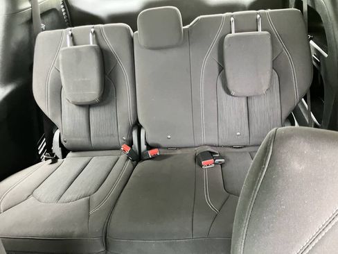 Used 2018 Chrysler Pacifica Touring Plus w/ S Appearance Package FWD image 22