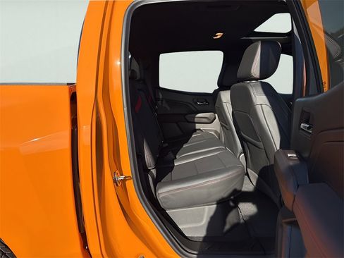 New 2026 Chevrolet Colorado Z71 w/ Technology Package image 11