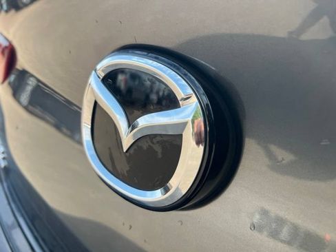 Used 2022 MAZDA MAZDA3 s AWD/4WD image 12
