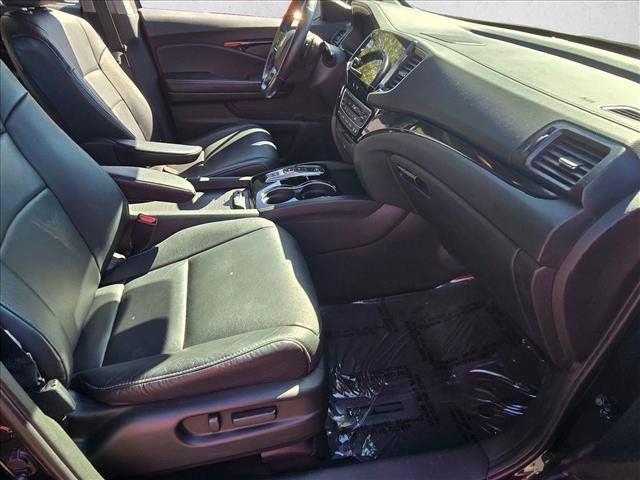 Certified 2020 Honda Pilot Touring image 19