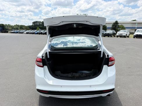 Used 2018 Ford Fusion SE w/ Equipment Group 602A FWD image 37
